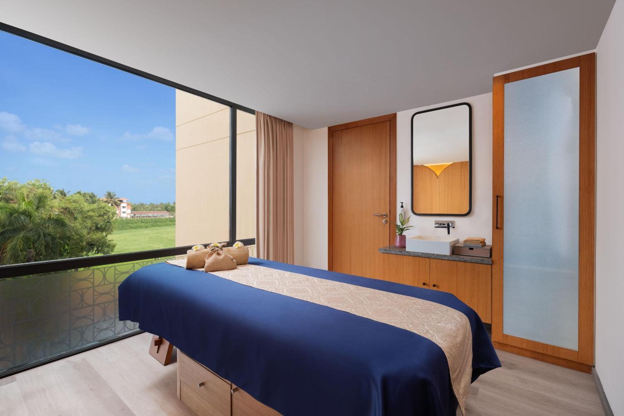 Hotel Courtyard By Marriott Goa Colva Exterior foto