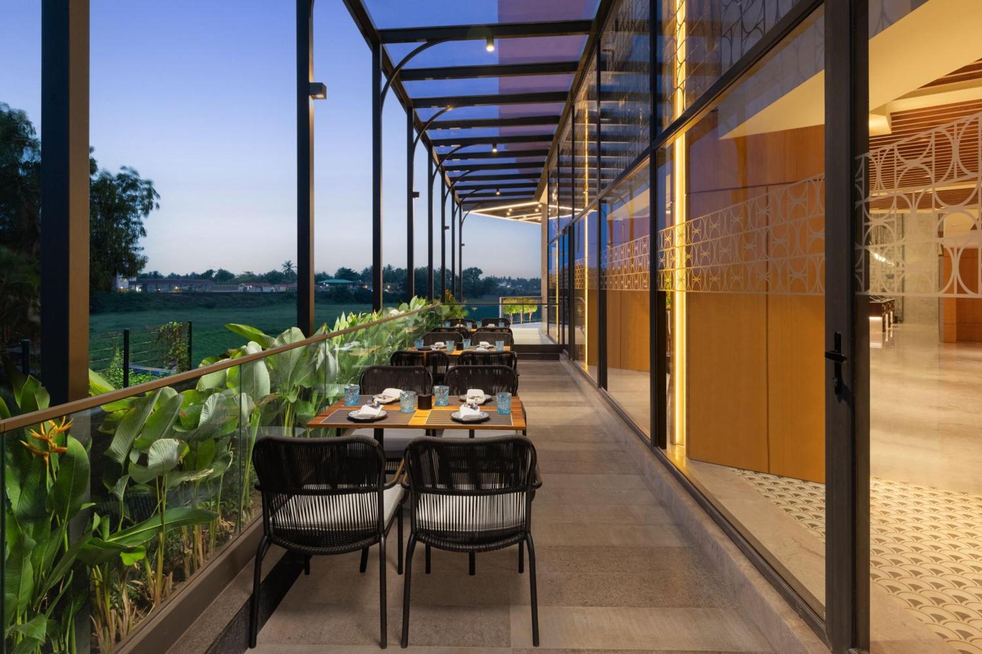 Hotel Courtyard By Marriott Goa Colva Exterior foto