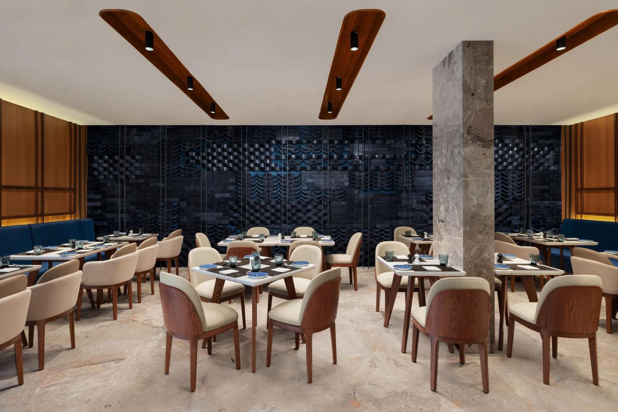 Hotel Courtyard By Marriott Goa Colva Exterior foto